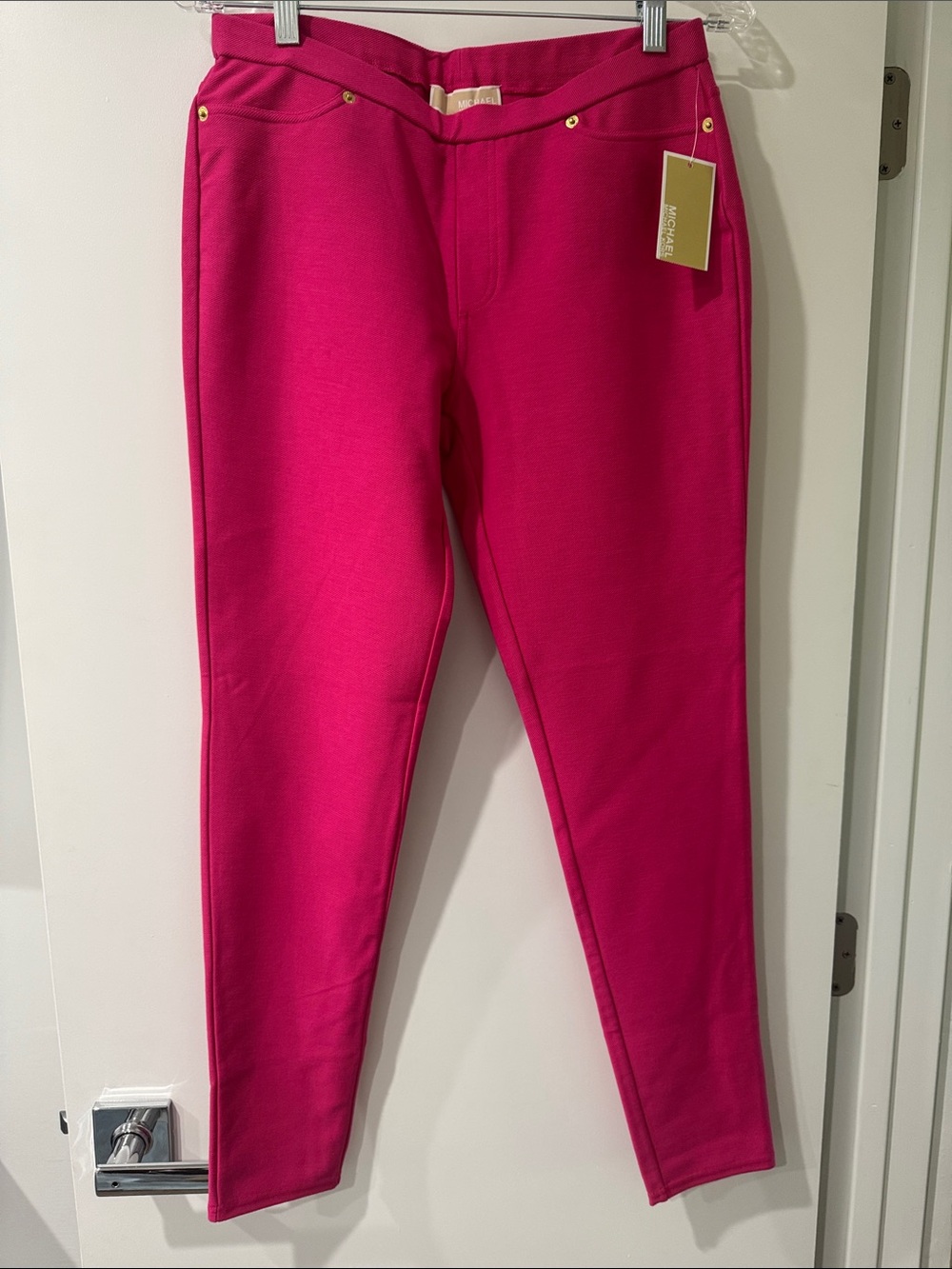 Michael Kors Bright Pink Ponte jeggings with Gold Accents
B15